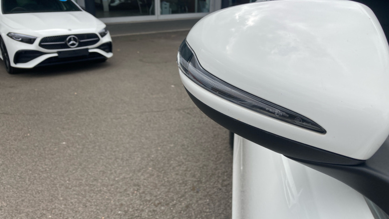 Mercedes-Benz GLB 200 AMG Line Executive 5dr 7G-Tronic Petrol Estate